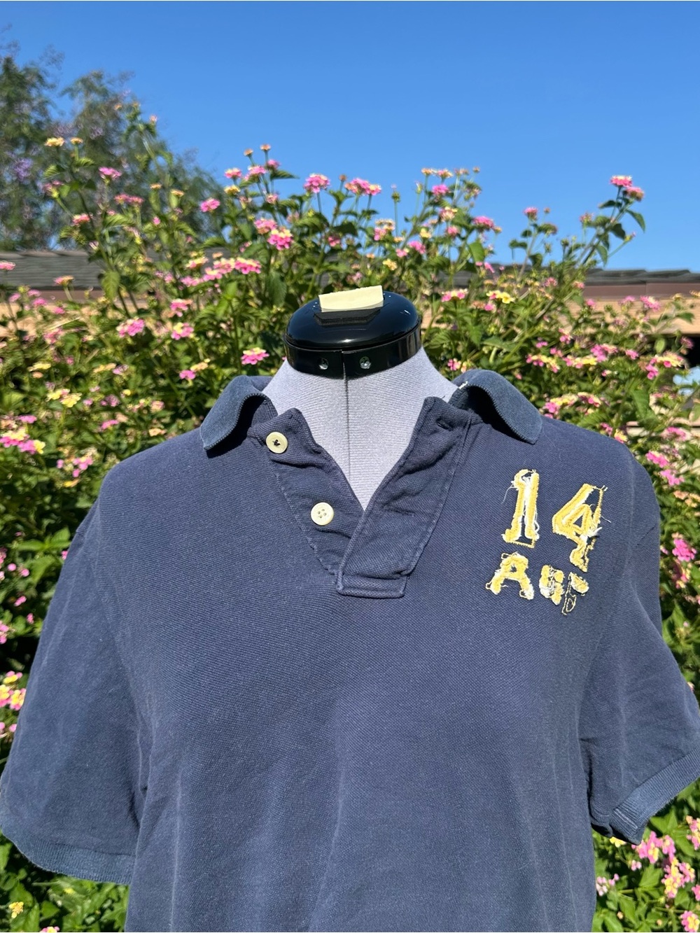 Abercrombie & Fitch Navy Polo with Yellow Graphic Size XL Vintage Preppy - Picture 4 of 10